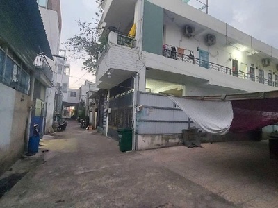 Nhà trọ 8pn 12m2 xe hơi đậu cửa, dòng tiền ổn định chỉ 7500 Linh Xuân Thủ Đức 1