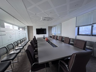 Bán tòa văn phòng phố nguyễn chính, 180m2, 8 tầng thang máy, mặt tiền 6.5m, 69.8 tỷ, ô tô tránh, 0