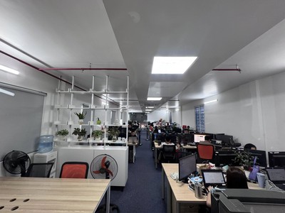 Bán tòa văn phòng phố nguyễn chính, 180m2, 8 tầng thang máy, mặt tiền 6.5m, 69.8 tỷ, ô tô tránh, 1