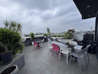 Bán tòa văn phòng phố nguyễn chính, 180m2, 8 tầng thang máy, mặt tiền 6.5m, 69.8 tỷ, ô tô tránh, 2