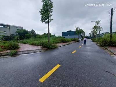 Đất đấu giá tổ 4, quang minh, 125m2, mt7m, 7.5 tỷ, mê linh. 4