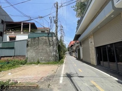  bá.n gấp  nhà 5 tầng gần ngã tư trôi   an cư chuẩn tiện ích, chỉ hơn 3 tỷ 0