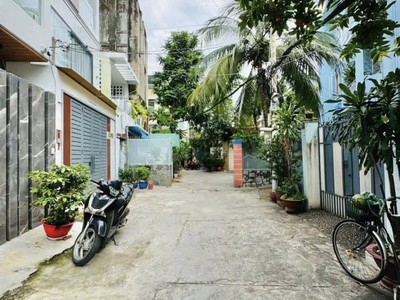 Nhà phan đăng lưu 5 tầng 41m2 hẻm 6m trước nhà chỉ 7,85 tỷ 1