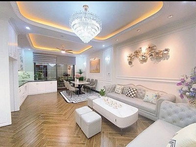 Hiếm bán nhà - 55m, 7 tầng trung tâm nguyễn văn cừ, đi bộ ra chợ -20m ra phố, thang máy - giá 10 tỷ 1