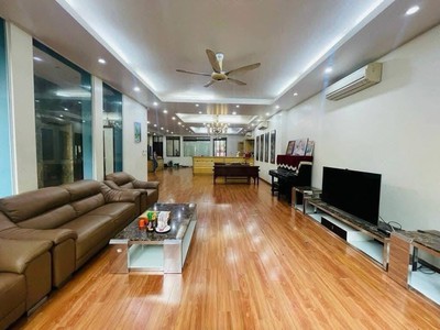 Gần hồ ngọc khánh   biệt thự mini 105m , mt 9m, thang máy, ô tô   chỉ 27 tỷ 0