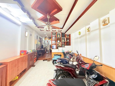 Bán nhà quang lãm - hà đông 35mx4 tầng, full nội thấtvề ở luôn giá 4.95 tỷ. 0