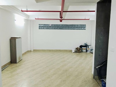 Hiếm có khó tìm - toà ccmn 8 tầng thang máy - phòng nào cũng có ban công hiếm lắm - 2 mặt ngõ - 24 2