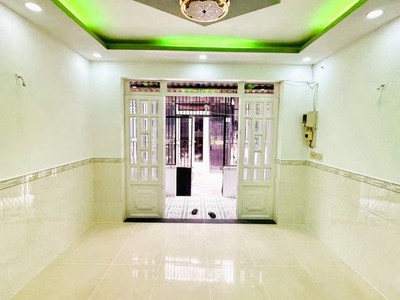 Nh.à nguyễn thị tần   q8   1t2l btct   hẻm 10m kd đỉnh   hơn 8t 2