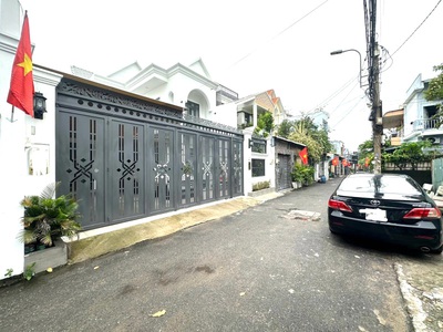 Bán nhà 100m  thủ đức  hẻm 6m xe hơi   gần đh giao thông vận tải   shr vuông   chỉ 7.5 tỷ 4