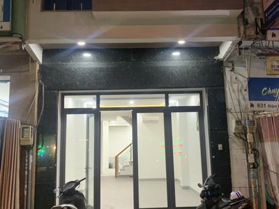 Chính chủ bán mặt tiền điện biên phủ, p.1, q.3. dt:  4 x 18m , giá tốt 45 tỷ. liên hệ: o981.699.932 1