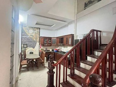 Siêu phẩm tuyệt chủng - 2 nhà ra phố - vị trí đẹp - vừa ở vừa cho thuê 2