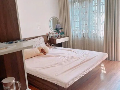 Bán nhà quang lãm - hà đông 42m, kcbt, mt 4m, ô tô nhỏ qua nhà, gần phố, full nội thất 5.6 tỷ. 1