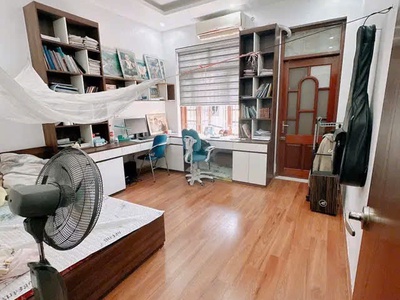Bán nhà quang lãm - hà đông 42m, kcbt, mt 4m, ô tô nhỏ qua nhà, gần phố, full nội thất 5.6 tỷ. 3