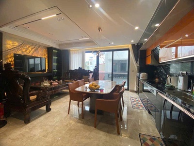 Siêu phẩm mặt phố nguyễn lam, kd đỉnh,hàng xóm vinhome,155m,mt 8m,ô tô tránh,hơn 30 tỷ 2