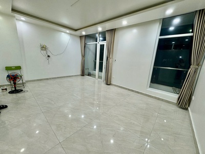 Cho thuê văn phòng giá chỉ 4tr tại KĐT Waterfront 1