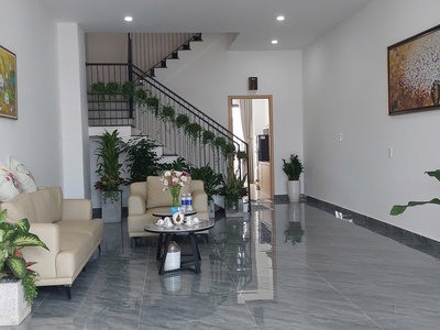 Bán nhà phố 3 tầng đường hà huy tập chỉ 5,7 tỷ 3