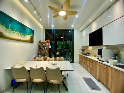 Siêu phẩm nhà phố    tân phú   4 tầng    gara ô tô    khủng 73,6m2   nhỉnh 8,5 ty, sổ hồng. 0