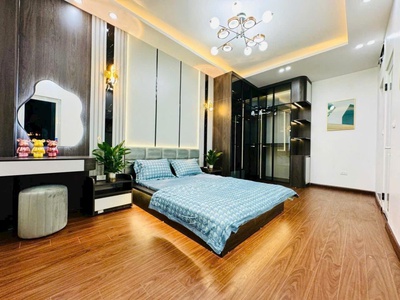 Thụy khuê-dt 30m x mt 5m nhà mới chỉ 8,6 tỷ 20m ra phố,mặt ngõ ô tô kinh doanh 1