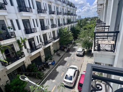 Siêu phẩm  ngây đại học nguyễn tất thành - hẻm 12m 5 tầng 60m2  4x15  7pn   5,55 tỷ bl 3