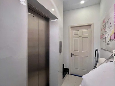 Siêu phẩm  ngây đại học nguyễn tất thành - hẻm 12m 5 tầng 60m2  4x15  7pn   5,55 tỷ bl 4