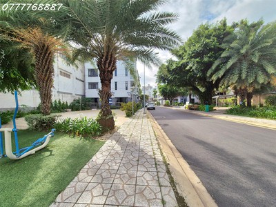 Biệt thự khu compound cao cấp, gần trường chinh, ngang lớn cao cấp 2