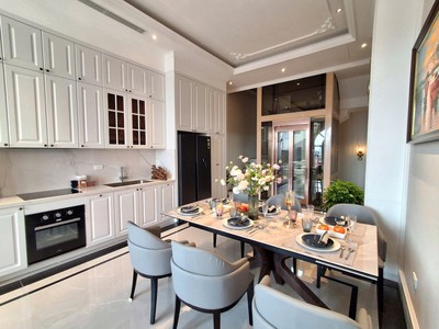 Siêu Phẩm, Nhà Phố Trạm, Cổ Linh, Long Biên, 50m2, 8T, Gara ô tô, thang máy, kinh doanh 4