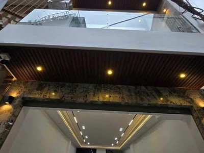 Bán Gấp Nhà Ngõ 24 Ngọc Lâm, Long Biên, 48m2, 6 Tầng,  Gara Ô Tô, Thang Máy, Full đồ 0