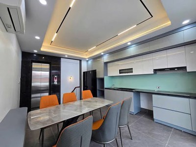 Bán Gấp Nhà Ngõ 24 Ngọc Lâm, Long Biên, 48m2, 6 Tầng,  Gara Ô Tô, Thang Máy, Full đồ 3