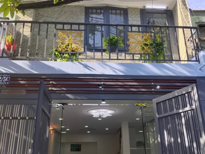 Nhà đẹp  mặt tiền kinh doanh buôn bán thới tam thôn hóc môn 0