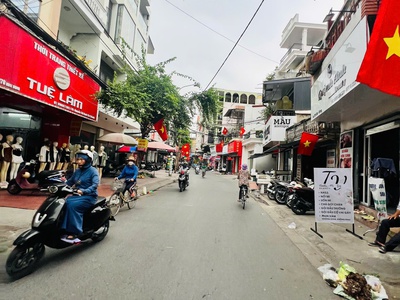 Mặt đường Đình Đông - 67m2 - mặt tiền 4,25m - 4 tầng - nở hậu - giáp ngõ - giá 12,5 tỷ 1