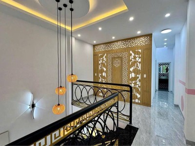  NHÀ 1 LẦU 1 TRỆT   104M   GIÁ 2 TỶ 4   NGAY KCN Cầu Tràm 4