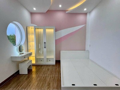  NHÀ 1 LẦU 1 TRỆT   104M   GIÁ 2 TỶ 4   NGAY KCN Cầu Tràm 6