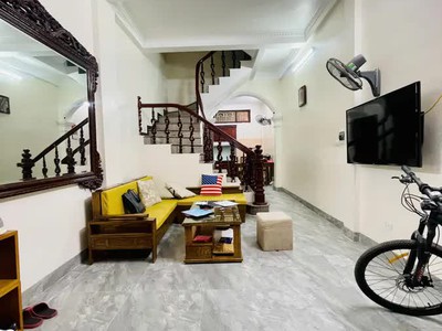 Nhà 6 tầng Pháo Đài Láng, Đống Đa   cách mặt phố ô tô 20m   giá chỉ 9.6 tỷ 0