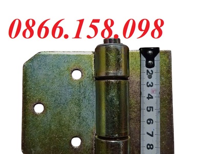 Bản lề xe tải ô tô là phụ kiện không thể thiếu cho thùng xe bền chắc 2