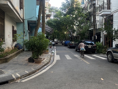 Bán nhà phân lô ô tô hai bà trưng 24tỷ 53m cán bộ nghỉ hưu vào nam sống cùng con cháu 1