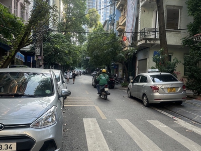 Bán nhà phân lô ô tô hai bà trưng 24tỷ 53m cán bộ nghỉ hưu vào nam sống cùng con cháu 2