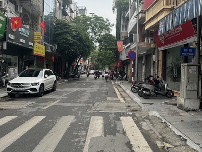 Phố vọng,hai bà trưng 20tỷ 72m,nhà hơi cũ bán đất,chuyển đổi mua nhà mới khu vực mới 1