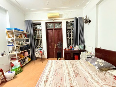 Ô tô tránh, phân lô nghĩa đô - cầu giấy 75m 4t, mặt tiền 4.5m, vỉa hè, 29 tỷ 1