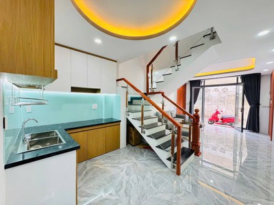 Nhà 2 tầng lô góc 2 mặt hẻm 38m2 hxh gần mặt tiền bùi văn ngữ sát bên chợ ngã ba đông quang. hiệp 0