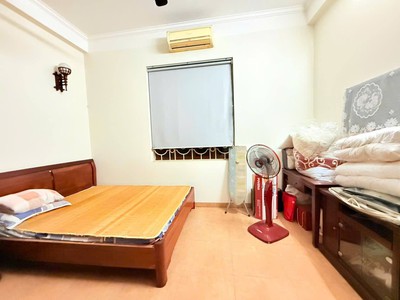Ô tô tránh, phân lô nghĩa đô - cầu giấy 75m 4t, mặt tiền 4.5m, vỉa hè, 29 tỷ 2