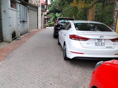 Bán đất làng cổ ngõ 81 đông ngạc   lô góc -dt 44m2.mt chính 5.5m.ô tô.giá hơn 7 tỷ 0