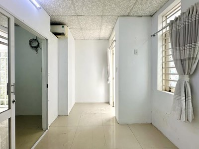 Quận 3 - lê văn sỹ 1