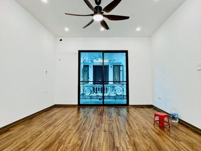Nhà mới kính koong - ô tô đỗ cửa - hiện đại sang trọng - nội thất cực chất  5 tầng -32/35m2  10,8 tỷ 3