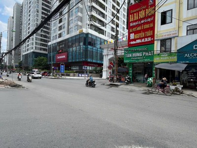 Sang nhượng nhà thuốc   vào là kinh doanh ngay 0
