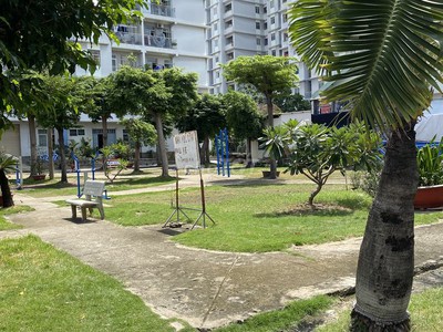Cần bán gấp căn hộ được chính chủ ở kỹ, có sổ hồng: 68m2, 2pn, 2 ban công 1