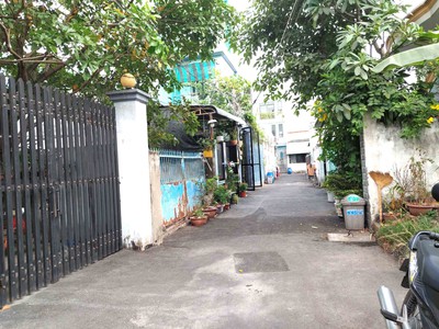 Bán nhà 120m  6 20, linh xuân thủ đức giá chỉ 4.5 tỷ   hẻm xe hơi   tiềm năng ra mặt tiền 3