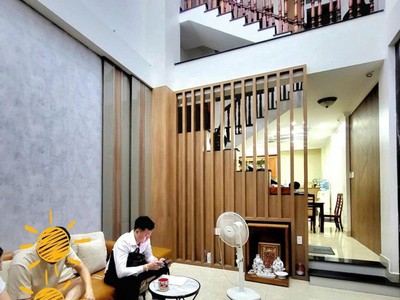 Bán nhà 5 tầng ngay gigamall - hẻm nhựa 8m - hiệp bình chánh - thủ đức - 56m2 - chỉ 9.2 tỷ. 1