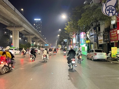 Mặt phố trần khát chân,hai bà trưng 29tỷ 85m mặt tiền 5m,vỉa hè kinh doanh,khu vực hiếm 3