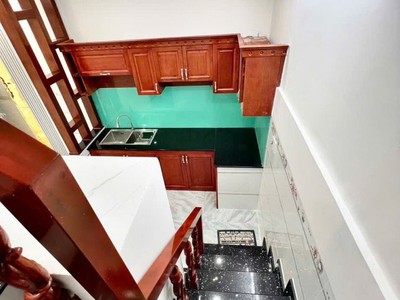 Gấp bán nhà 2 tầng ở ngay, full nội thất - 4x10, đường vườn lài, hxh nhỉnh 5 tỷ 2