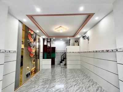 Gấp bán nhà 2 tầng ở ngay, full nội thất - 4x10, đường vườn lài, hxh nhỉnh 5 tỷ 0